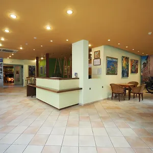 2* Hotel Montserrat
