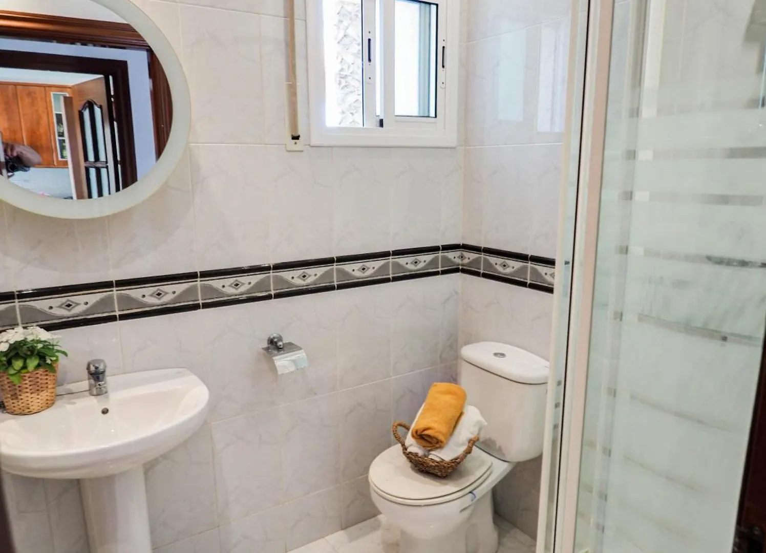 Villa Claudia By Hello Homes Sitges 0*,