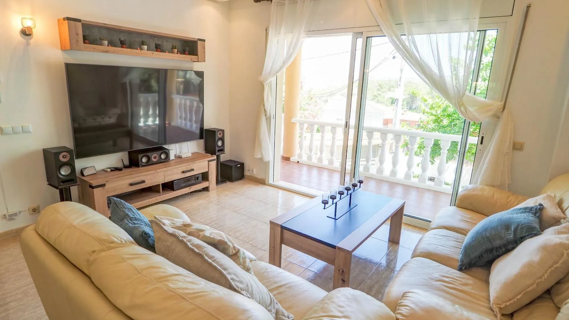 Villa Claudia By Hello Homes Sitges