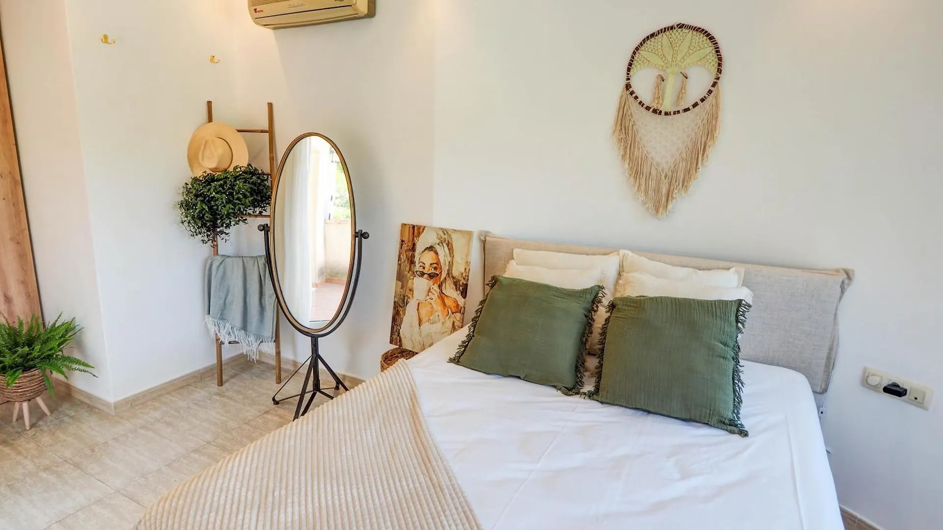 Villa Claudia By Hello Homes Sitges